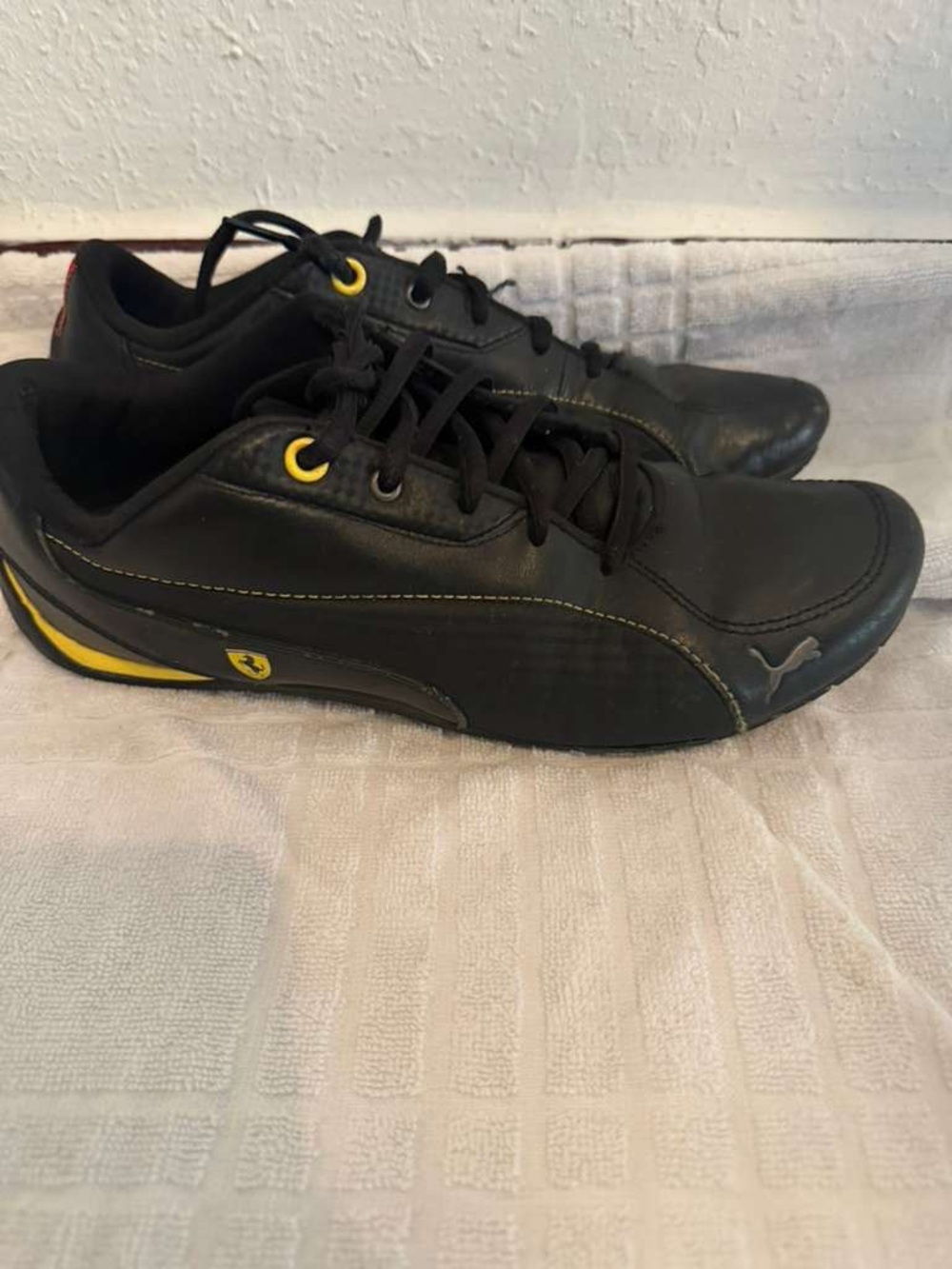 Puma Black and Yellow Men's Driving Sneakers